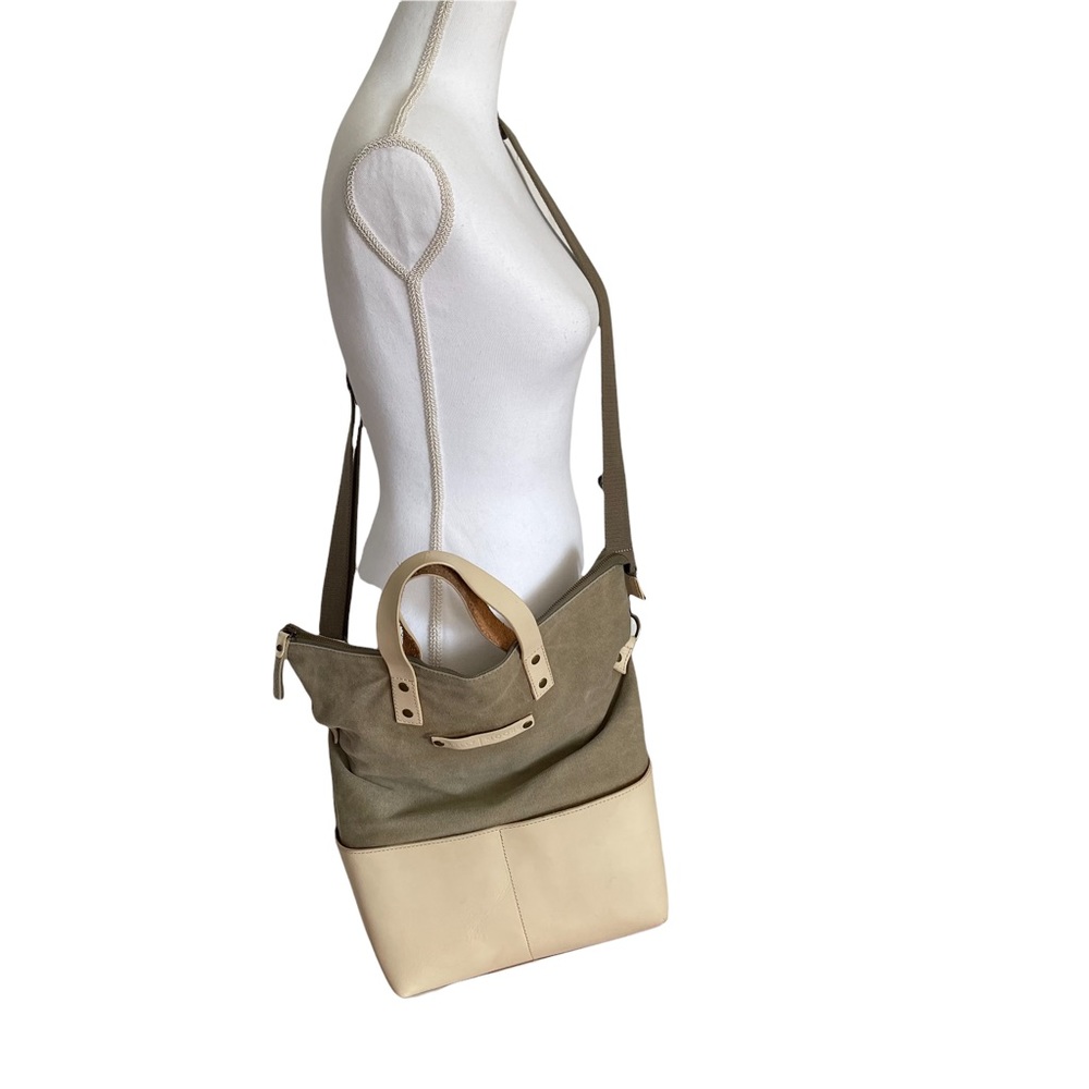 Kelly Moore Camera Bag Collins Sand Canvas/Bone Trim